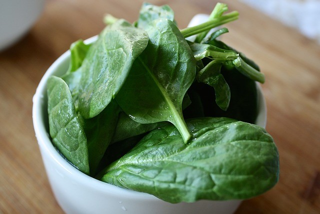 spinach foods that promote hair growth