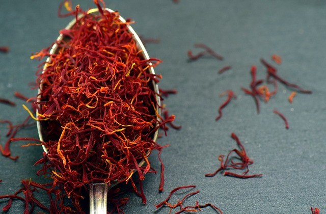 saffron is counted in foods which can make you happy