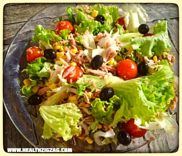salad with endive and tuna