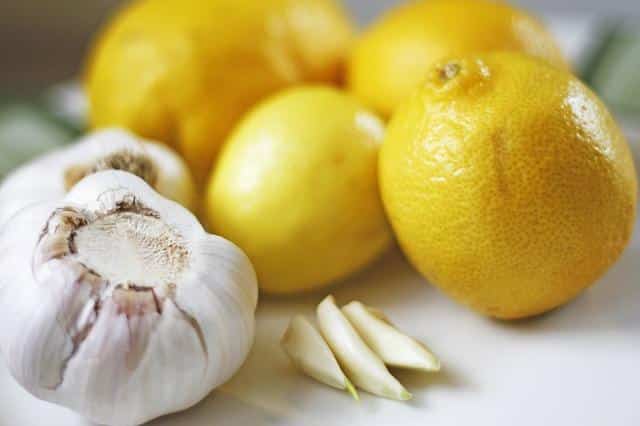 Garlic and honey and lemon for weight loss